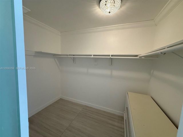 1670 NE 191st St 302-3, Miami, FL 33179
