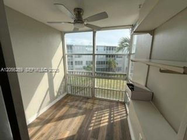 1670 NE 191st St 302-3, Miami, FL 33179