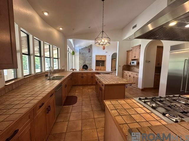 9510 La Hwy 421, St Francisville, LA 70775