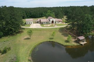 9510 La Hwy 421, St Francisville, LA 70775