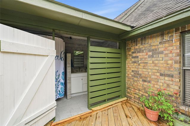 12028 Coastal Drive, Willis, TX 77378