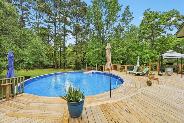 12028 Coastal Drive, Willis, TX 77378
