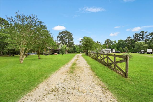 12028 Coastal Drive, Willis, TX 77378