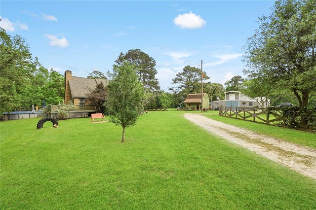 12028 Coastal Drive, Willis, TX 77378