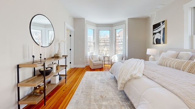 88 Line St 88, Somerville, MA 02143