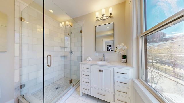 88 Line St 88, Somerville, MA 02143