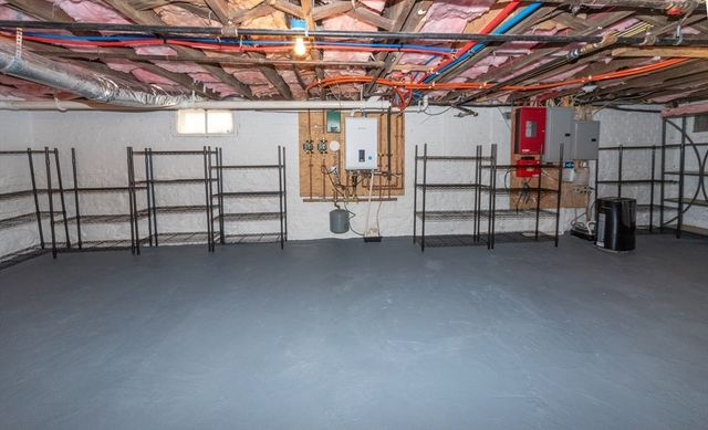 88 Line St 88, Somerville, MA 02143