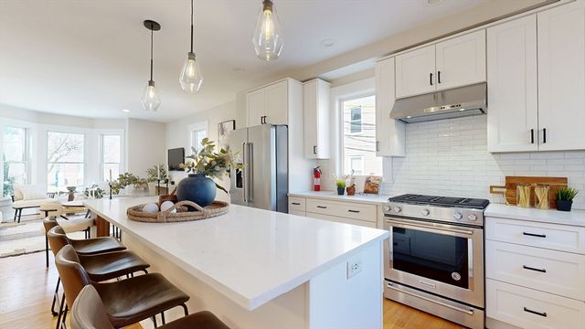 88 Line St 88, Somerville, MA 02143