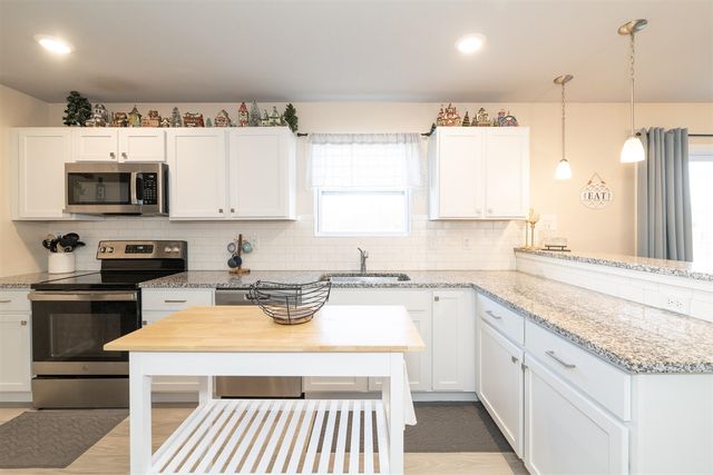 10906 Autumn View Lane, Portage, MI 49002