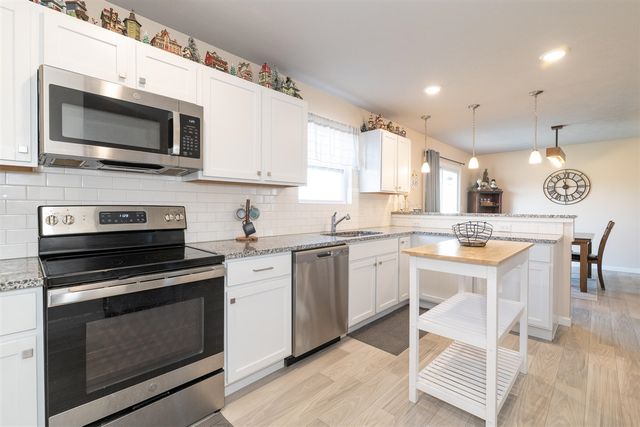 10906 Autumn View Lane, Portage, MI 49002