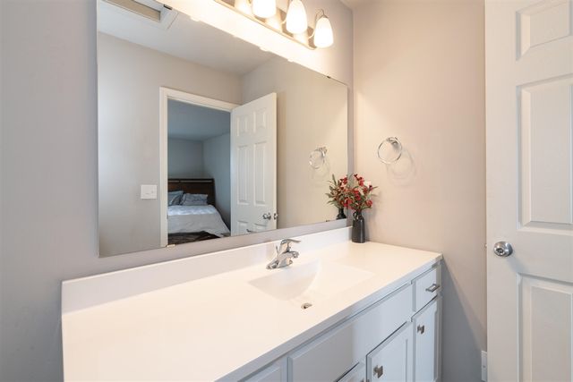 10906 Autumn View Lane, Portage, MI 49002