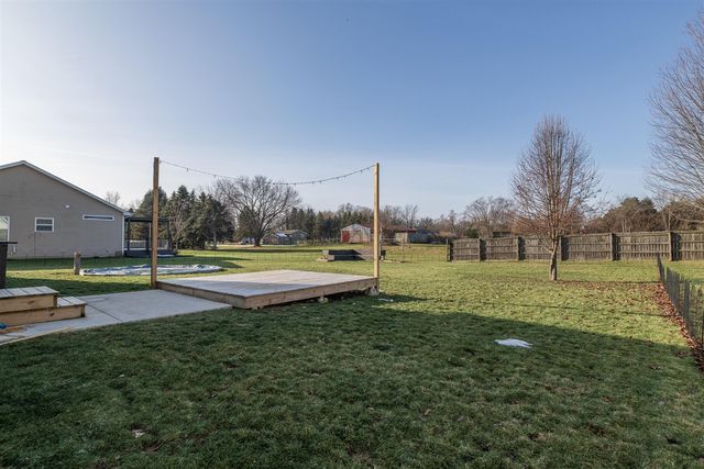 10906 Autumn View Lane, Portage, MI 49002