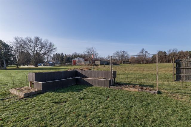 10906 Autumn View Lane, Portage, MI 49002