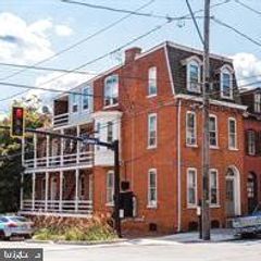 402 W LEMON ST, Lancaster, PA 17603