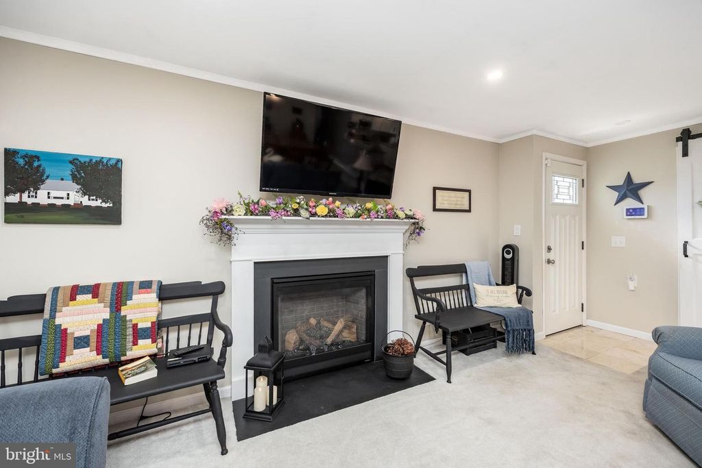 Image 10 of property listing at 123 FRANCIS DR, Salisbury, MD 21804