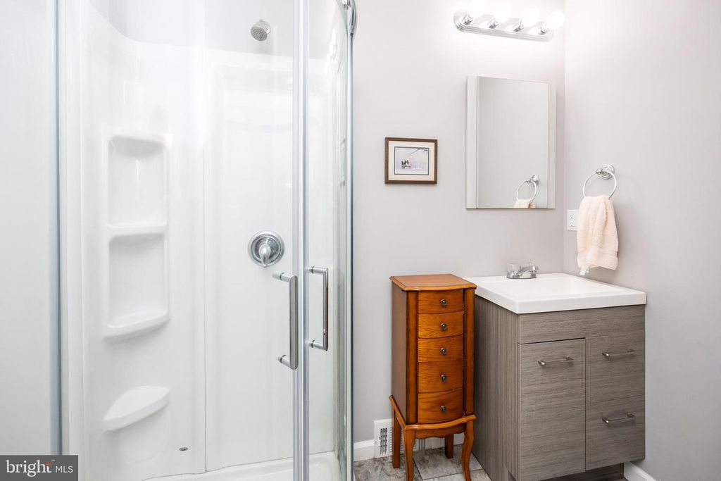 Image 16 of property listing at 123 FRANCIS DR, Salisbury, MD 21804