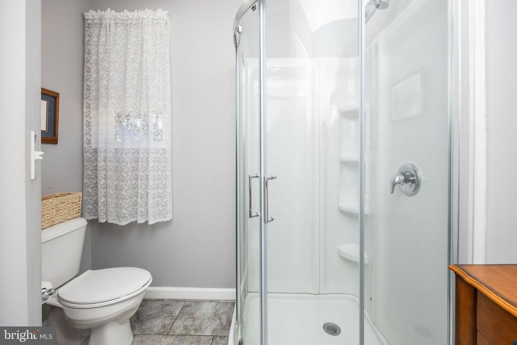Image 17 of property listing at 123 FRANCIS DR, Salisbury, MD 21804