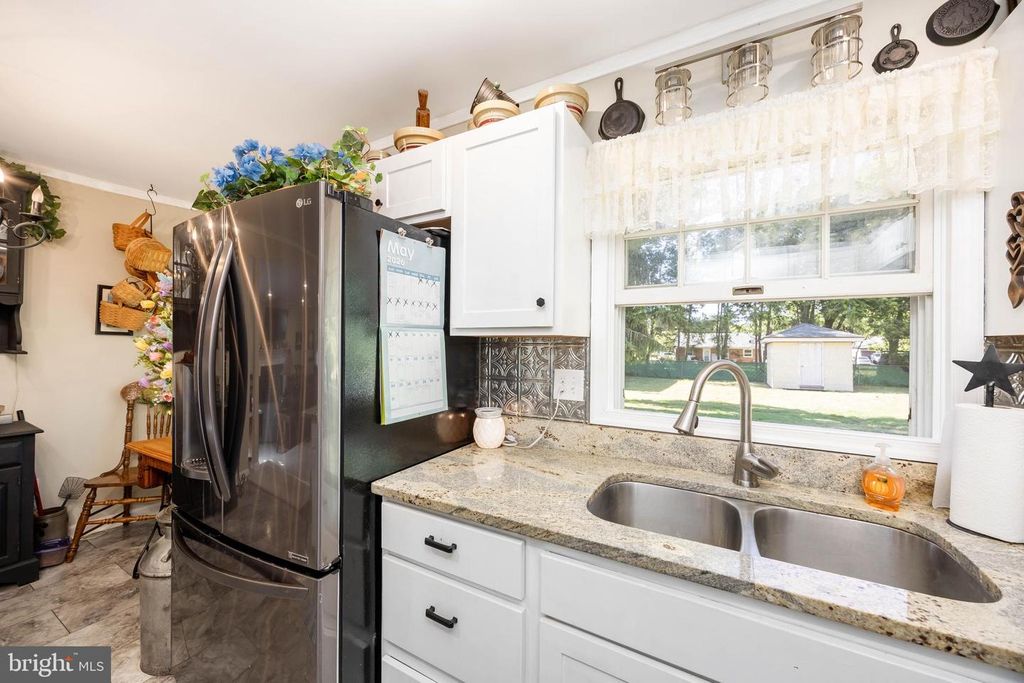 Image 21 of property listing at 123 FRANCIS DR, Salisbury, MD 21804