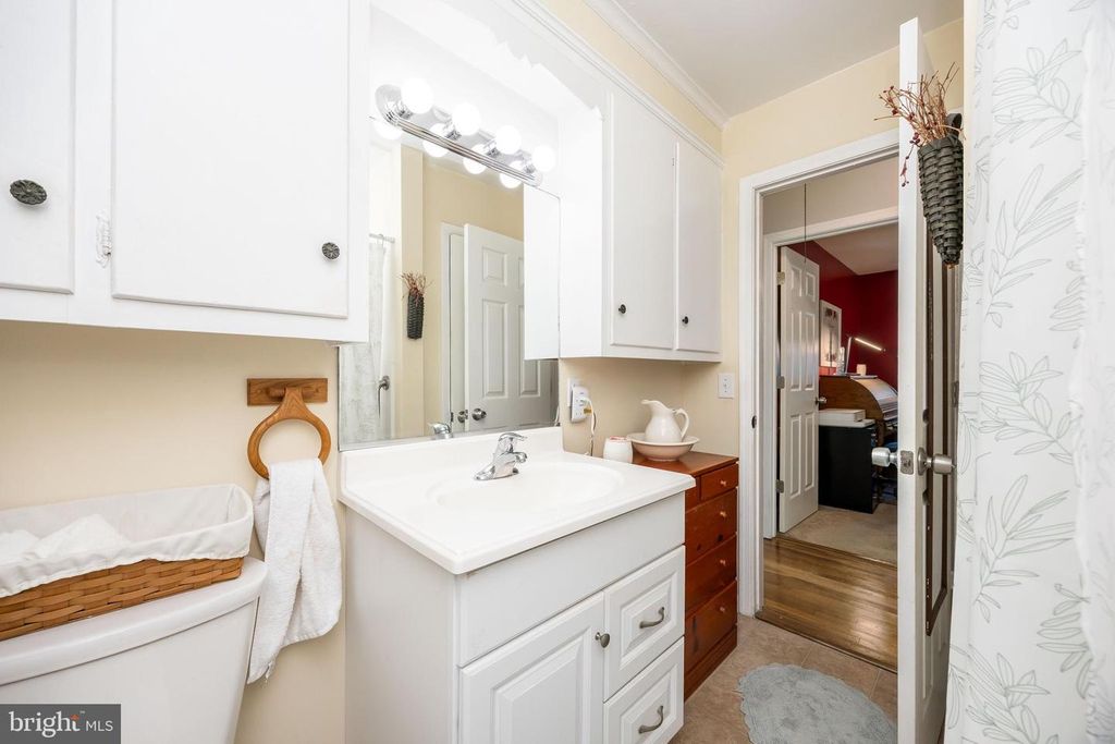 Image 26 of property listing at 123 FRANCIS DR, Salisbury, MD 21804