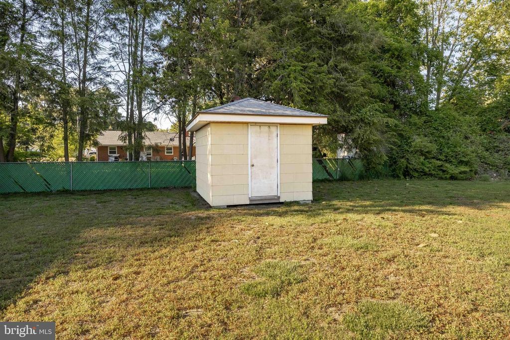 Image 43 of property listing at 123 FRANCIS DR, Salisbury, MD 21804