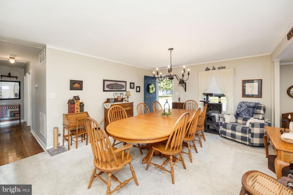 Image 6 of property listing at 123 FRANCIS DR, Salisbury, MD 21804