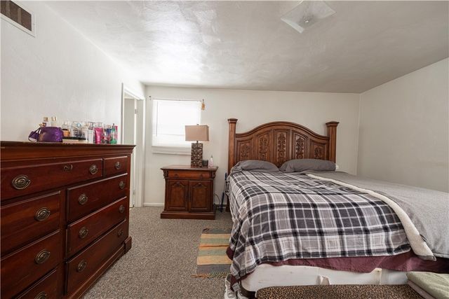 213-215 Arlington Ave, N Versailles, PA 15137