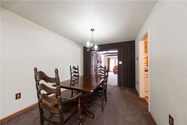 213-215 Arlington Ave, N Versailles, PA 15137