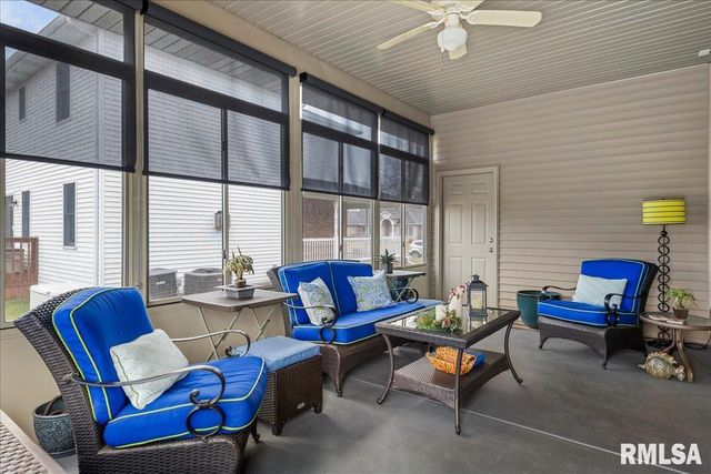 2121 Lake Crest Drive, Springfield, IL 62712