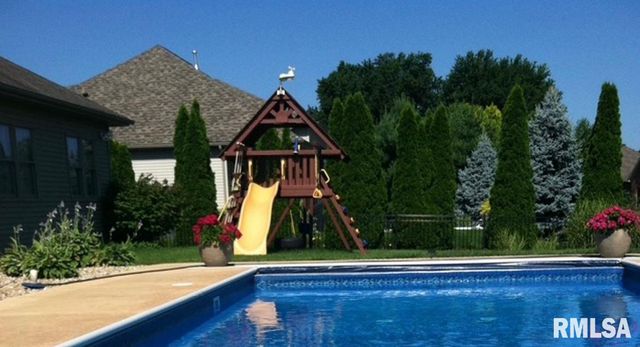 2121 Lake Crest Drive, Springfield, IL 62712