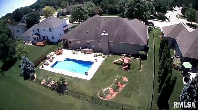 2121 Lake Crest Drive, Springfield, IL 62712