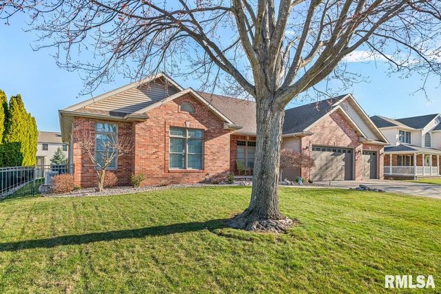 2121 Lake Crest Drive, Springfield, IL 62712