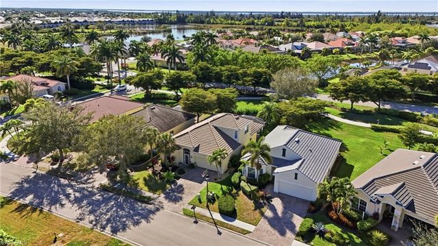 2452 Blackburn CIR, Cape Coral, FL 33991