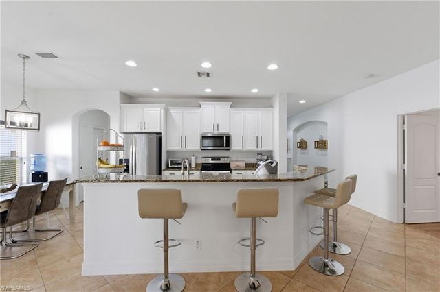 2452 Blackburn CIR, Cape Coral, FL 33991