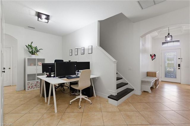 2452 Blackburn CIR, Cape Coral, FL 33991