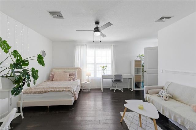 2452 Blackburn CIR, Cape Coral, FL 33991