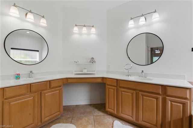 2452 Blackburn CIR, Cape Coral, FL 33991