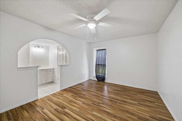 631 Lexington Square, Humble, TX 77338