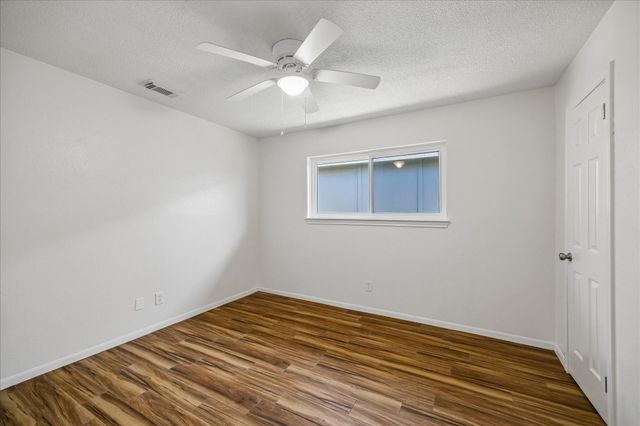 631 Lexington Square, Humble, TX 77338