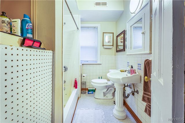 467 Norwood Avenue, Buffalo, NY 14222