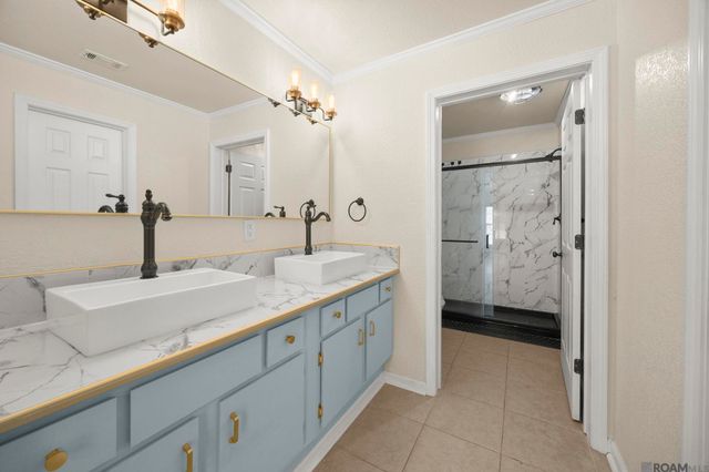 7541 Summer Place Dr, Baton Rouge, LA 70811