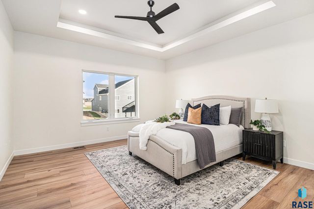 2904 Dunraven Ave Avenue, Sioux Falls, SD 57110