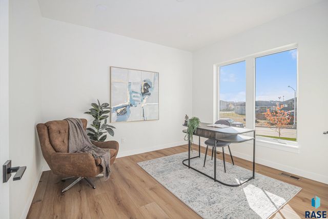 2904 Dunraven Ave Avenue, Sioux Falls, SD 57110