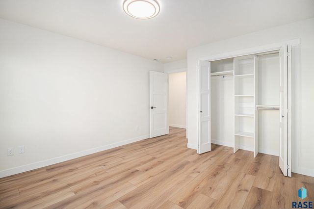 2904 Dunraven Ave Avenue, Sioux Falls, SD 57110