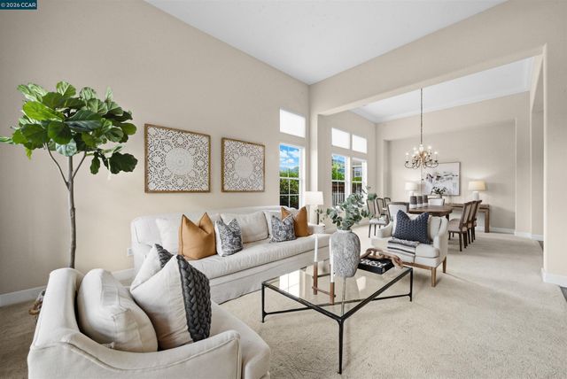 5260 Hiddencrest Ct, Concord, CA 94521