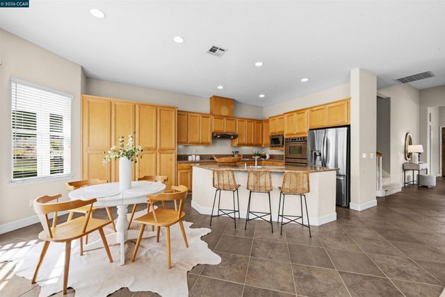 5260 Hiddencrest Ct, Concord, CA 94521
