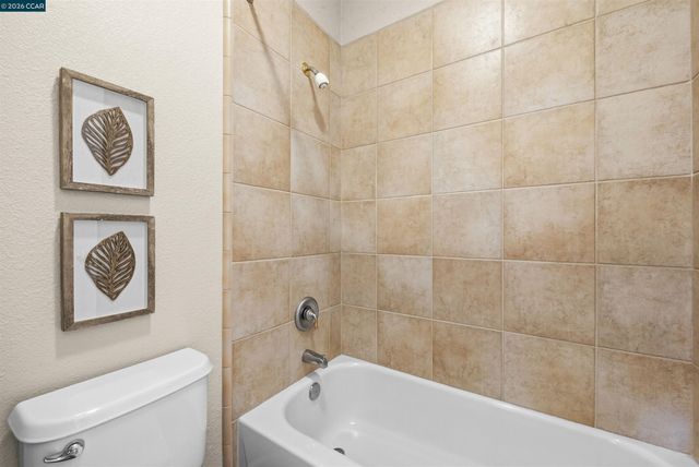 5260 Hiddencrest Ct, Concord, CA 94521