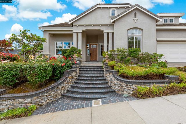 5260 Hiddencrest Ct, Concord, CA 94521