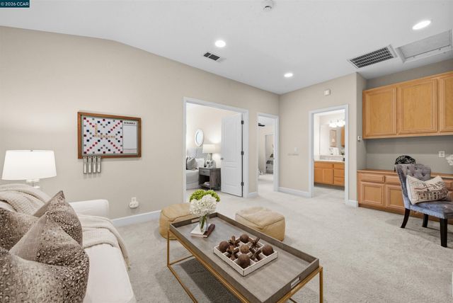5260 Hiddencrest Ct, Concord, CA 94521