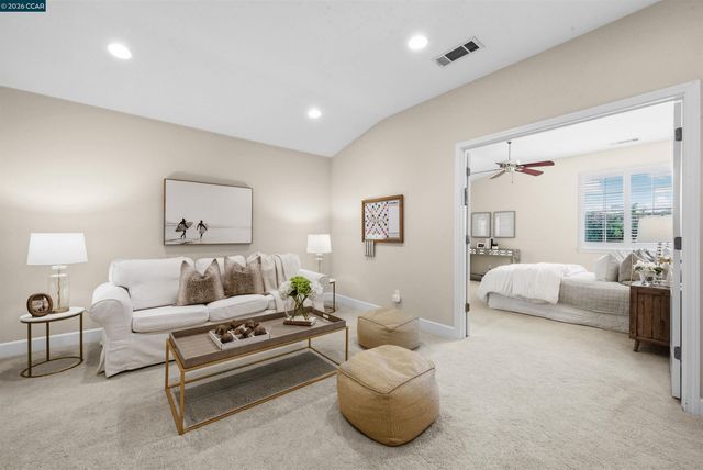 5260 Hiddencrest Ct, Concord, CA 94521
