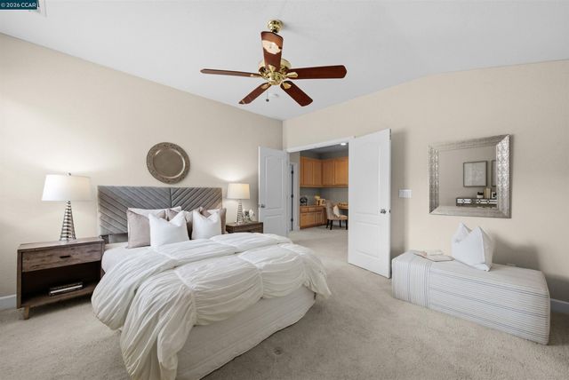 5260 Hiddencrest Ct, Concord, CA 94521